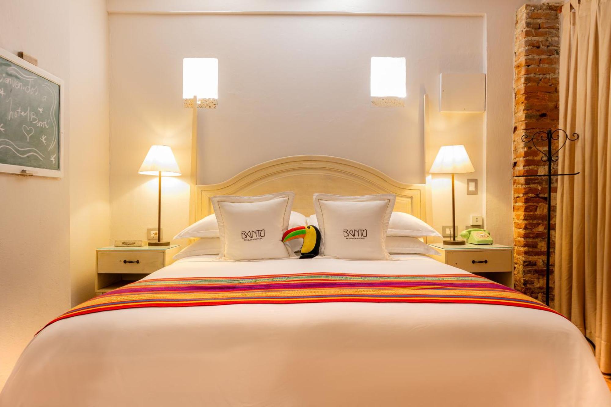 King Bed,1654260255:JPEG