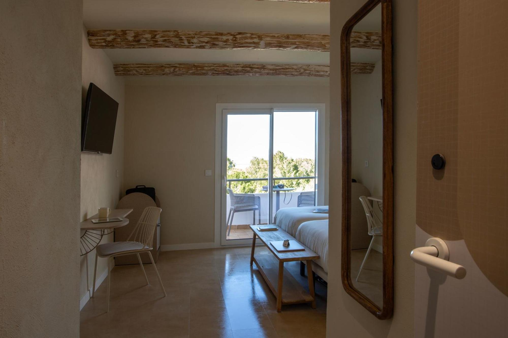 Double or Twin Room Terrace