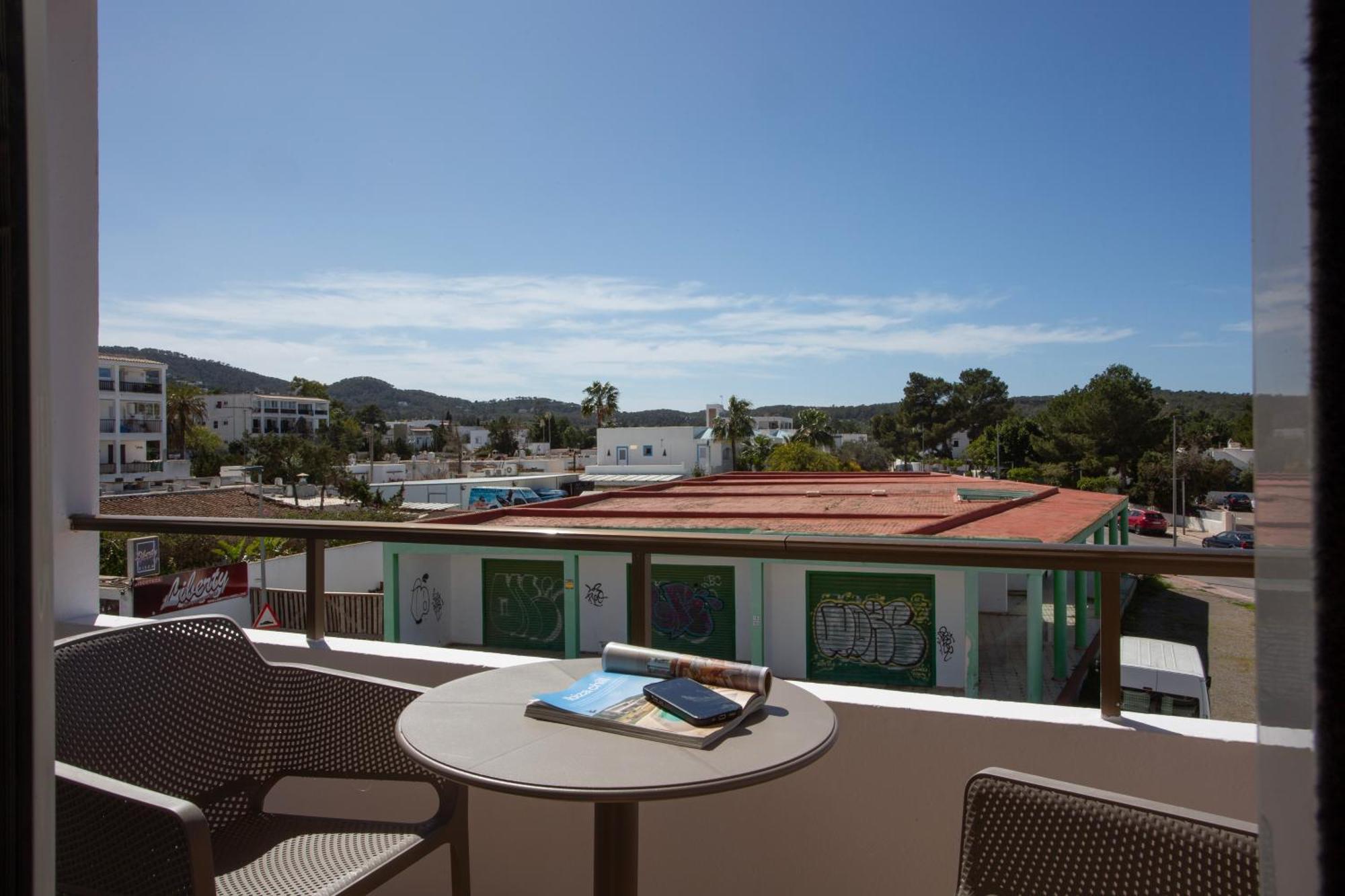 Superior Double or Twin Room Terrace