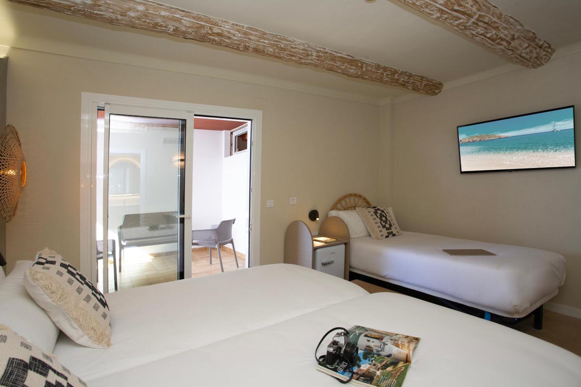 Double or Twin Room Extra Bed