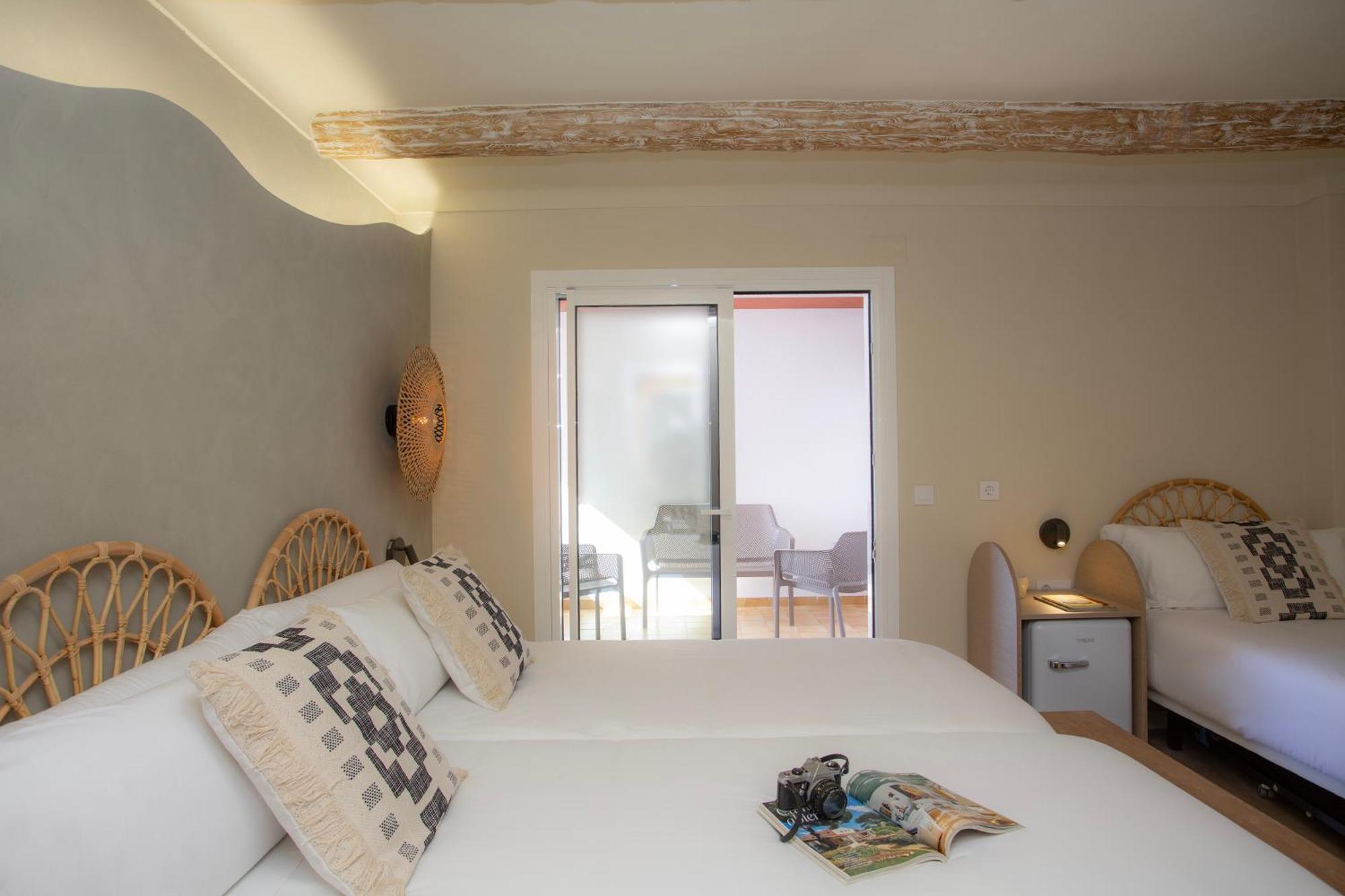 Double or Twin Room Extra Bed