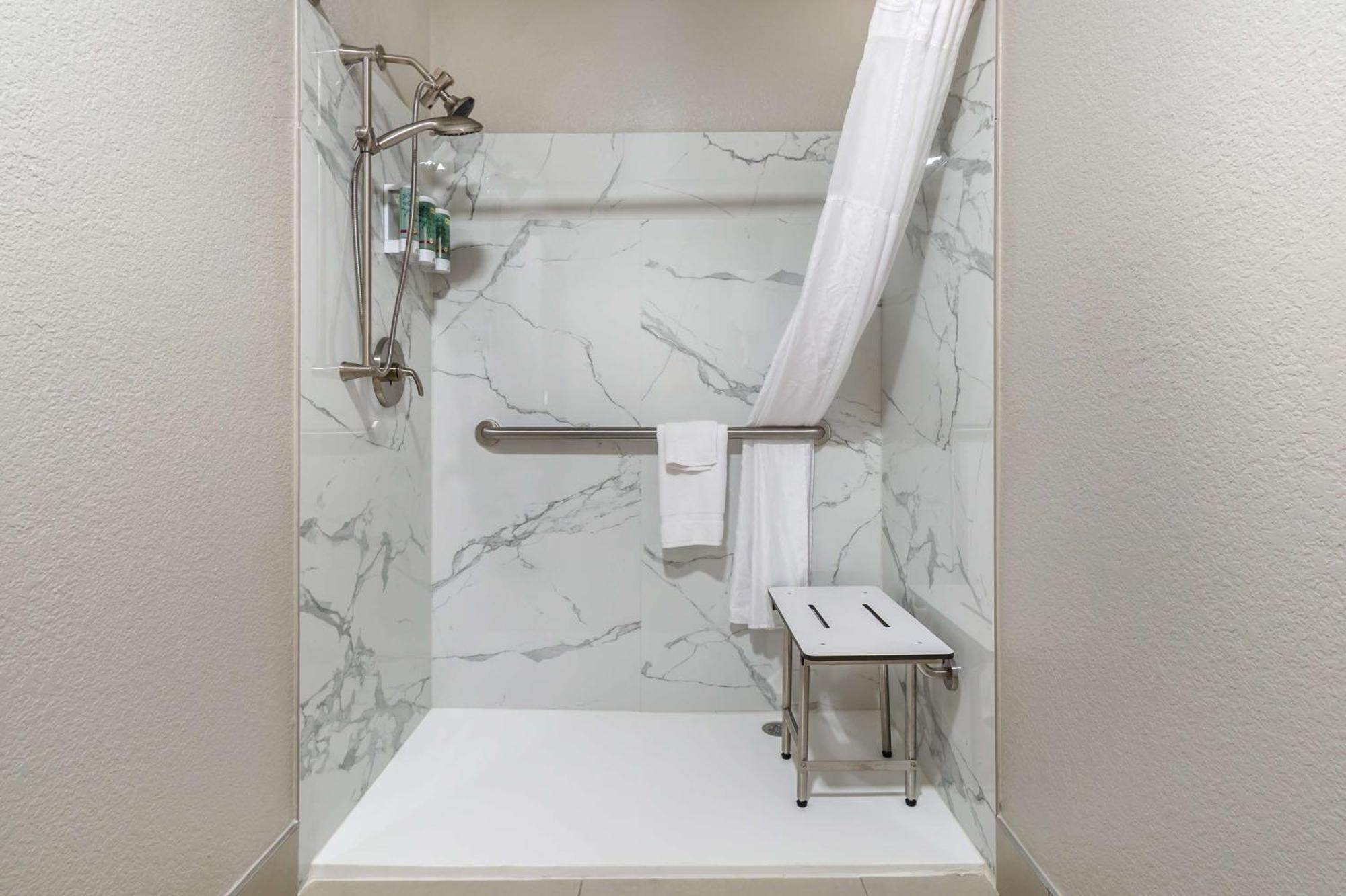 Queen Room Walk Shower Disability Access or Non-Smoking