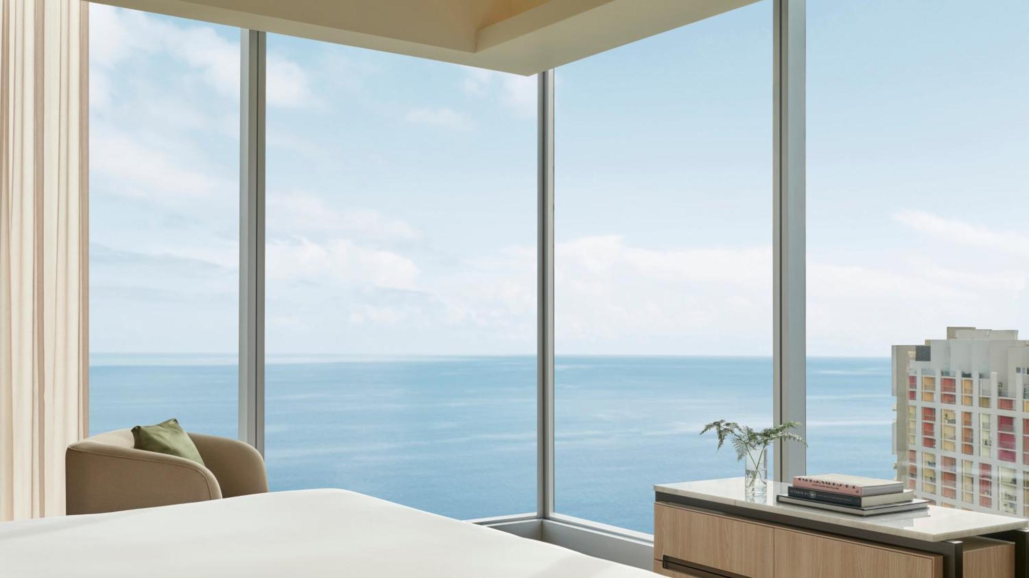 Quarto Grand com Cama King-size e Vista do Mar