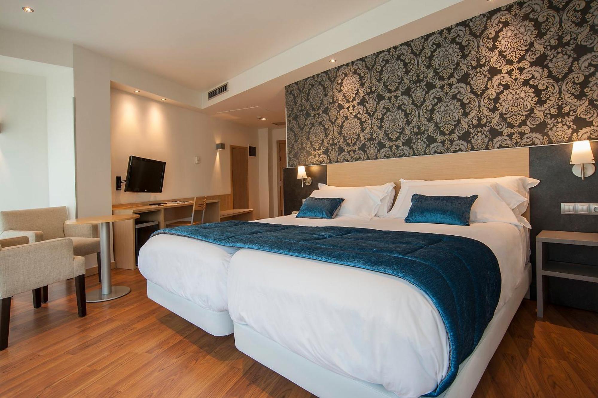 Classic Triple Room,1657136427:JPEG