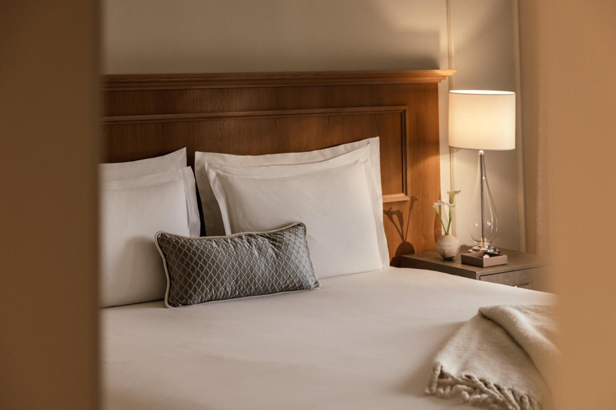 Deluxe Suite,1657140344:JPEG