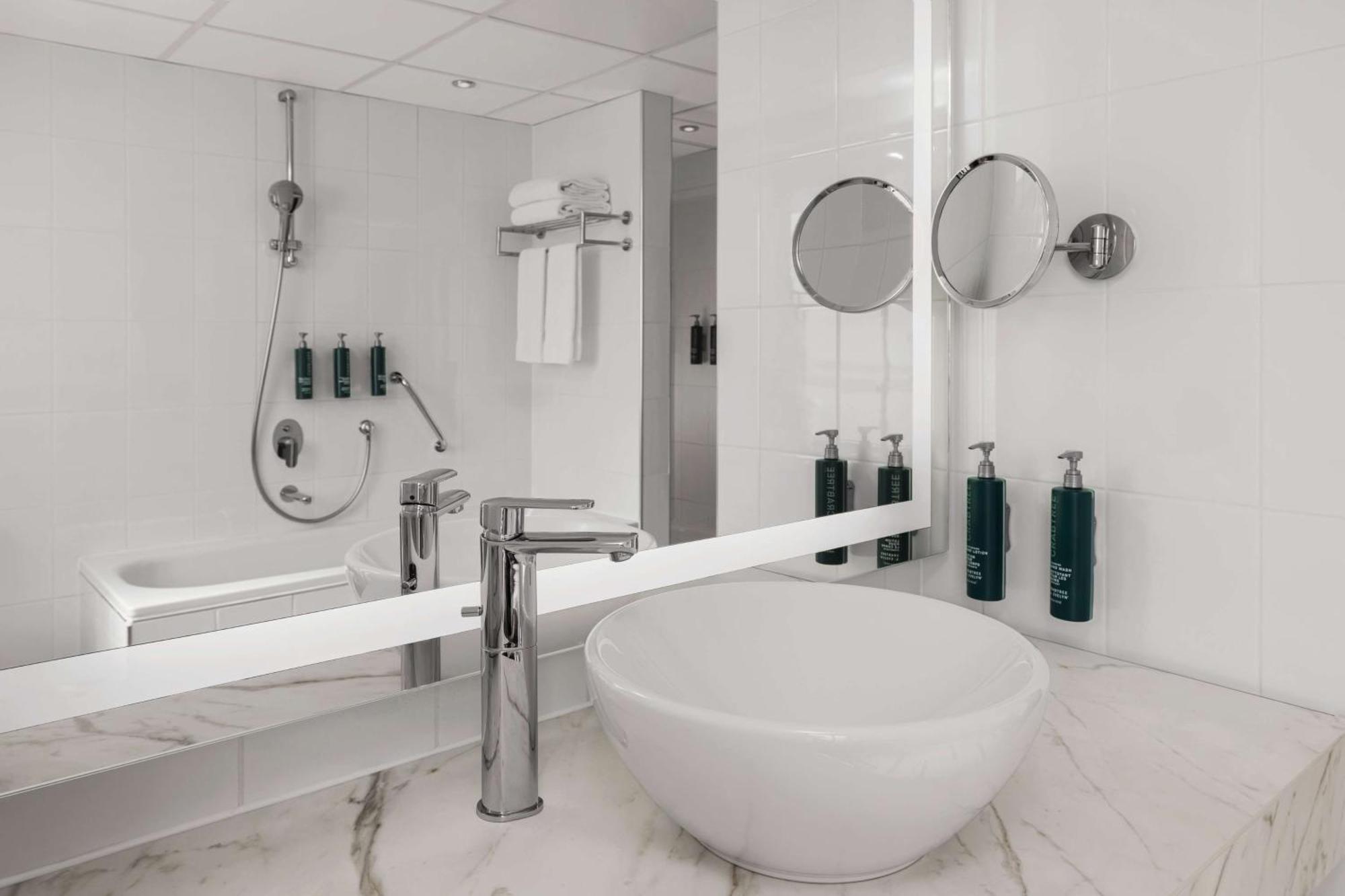 Familiensuite mit Queensize-Bett und Schlafsofa