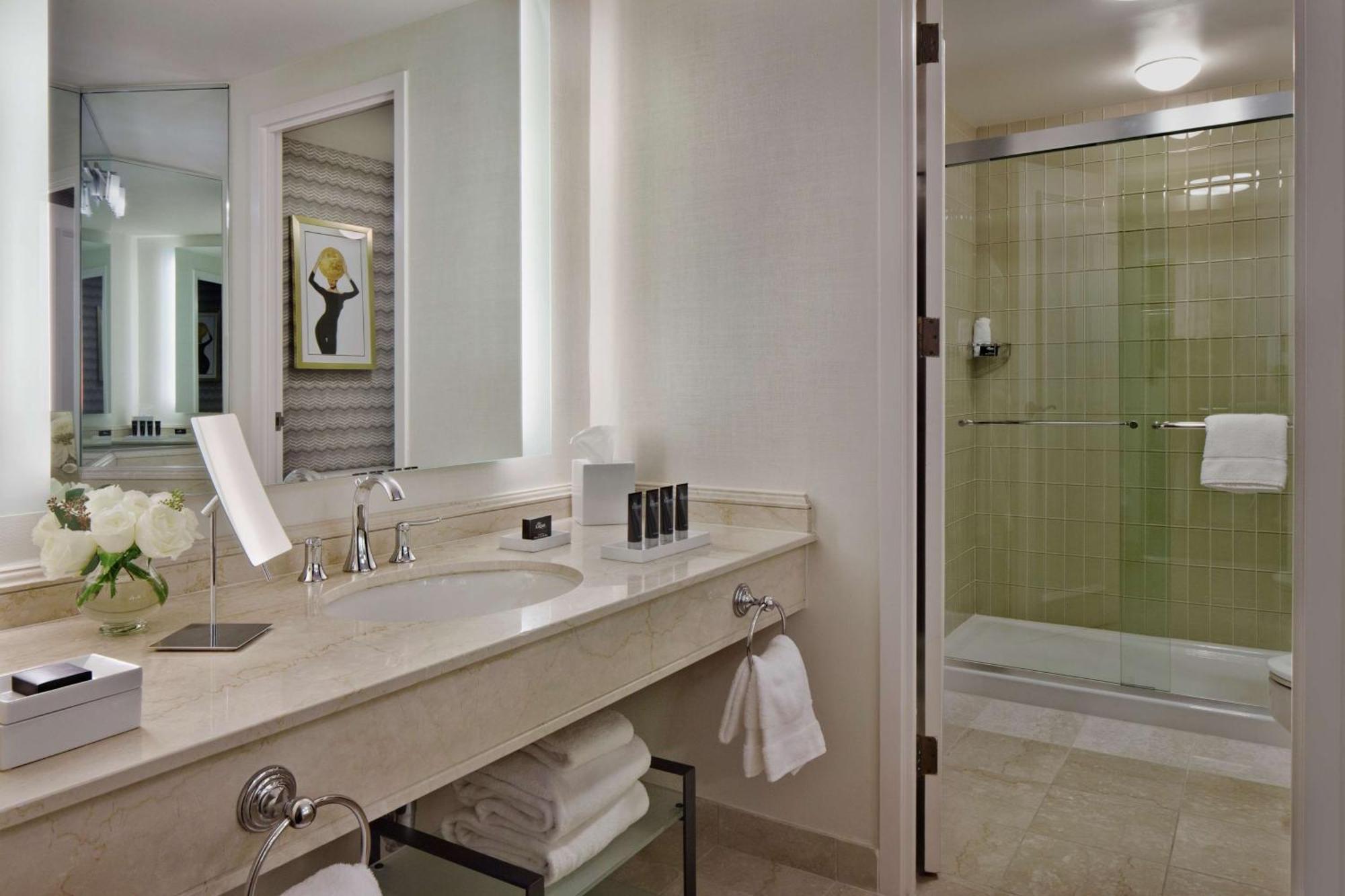 One-Bedroom Executive King Suite