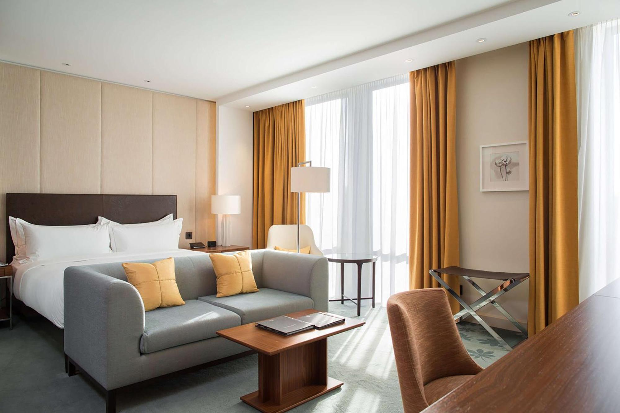 Executive Premium King Room Lounge Access