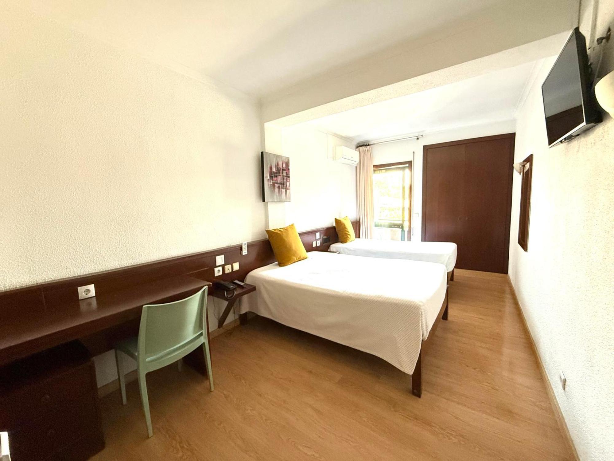 Quarto Twin