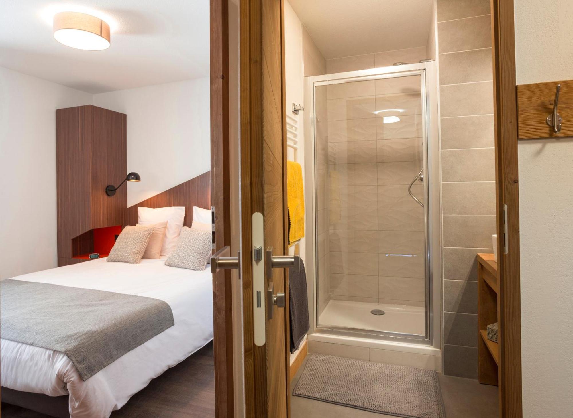 Two-Bedroom Deluxe Apartment