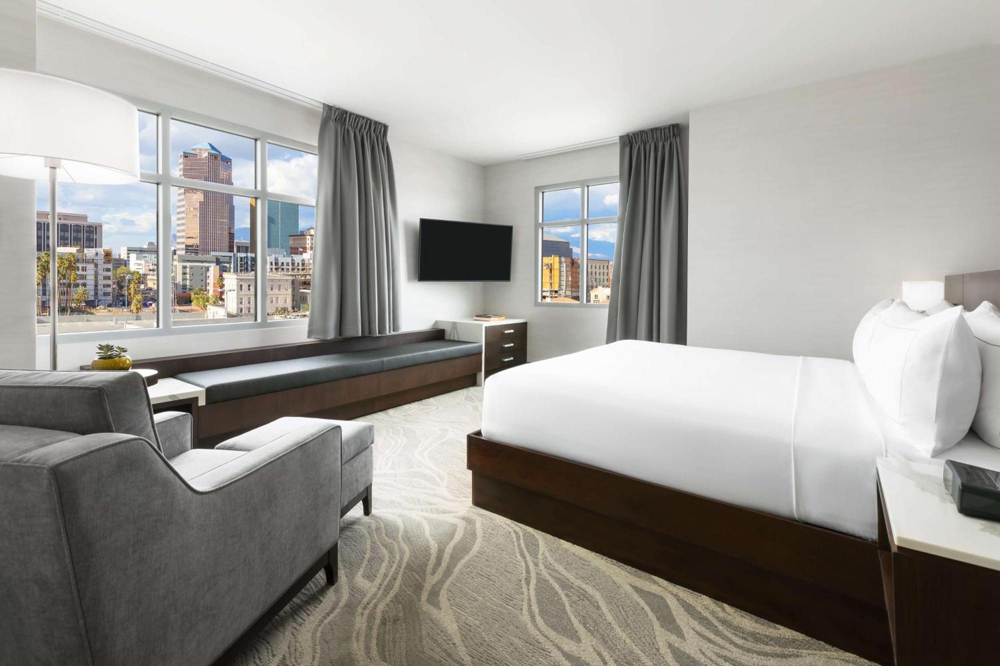 Deluxe King Room