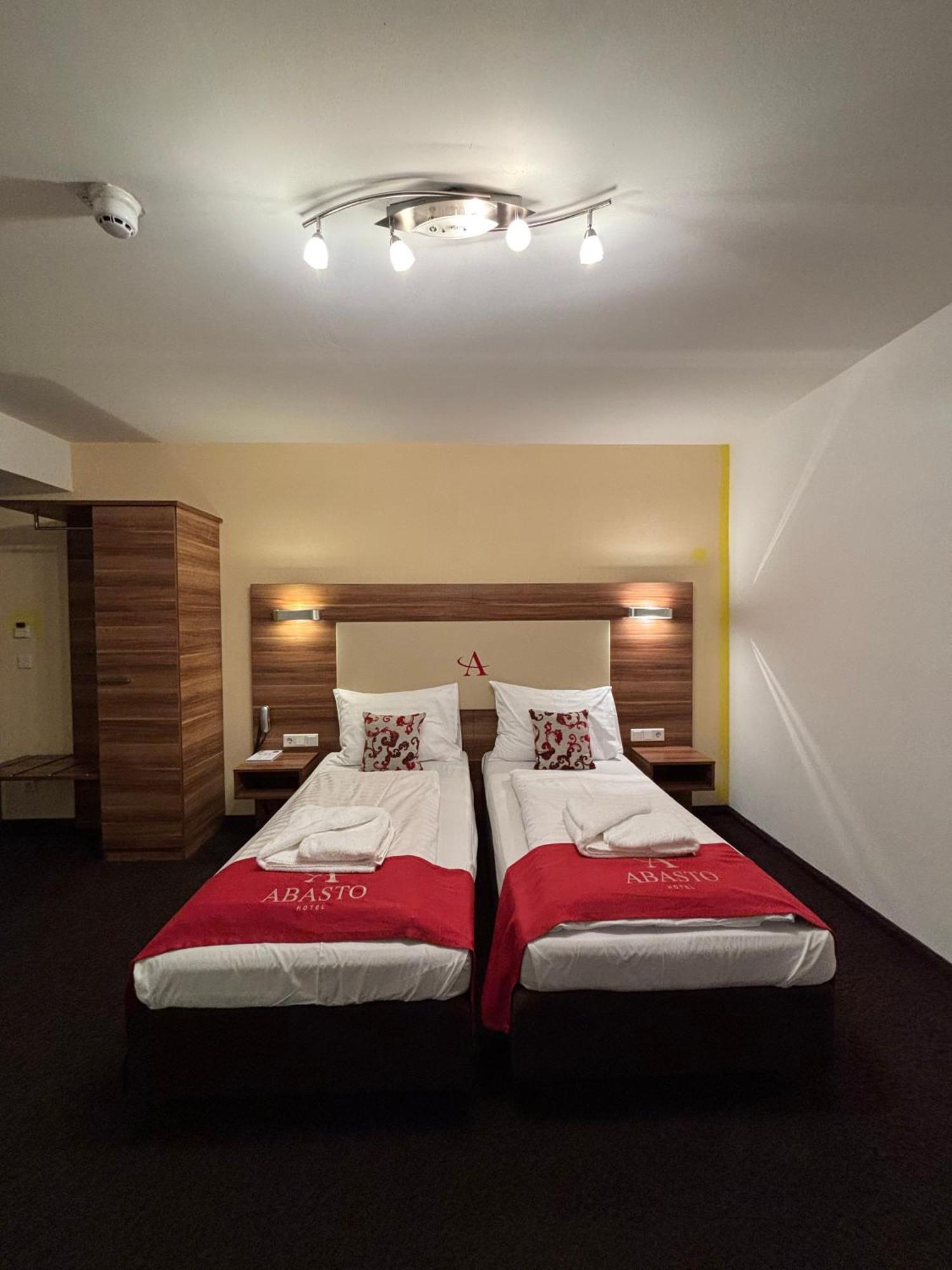 Standard Double Room Souterrain