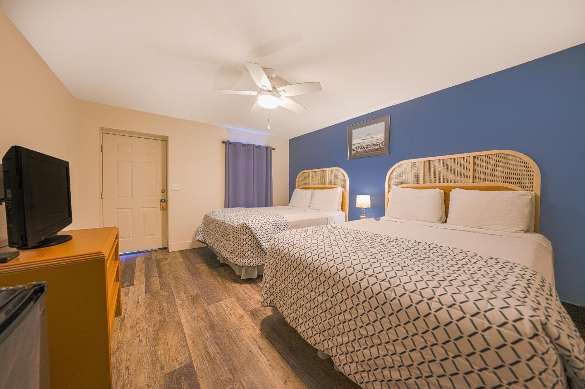 2 Full Bed