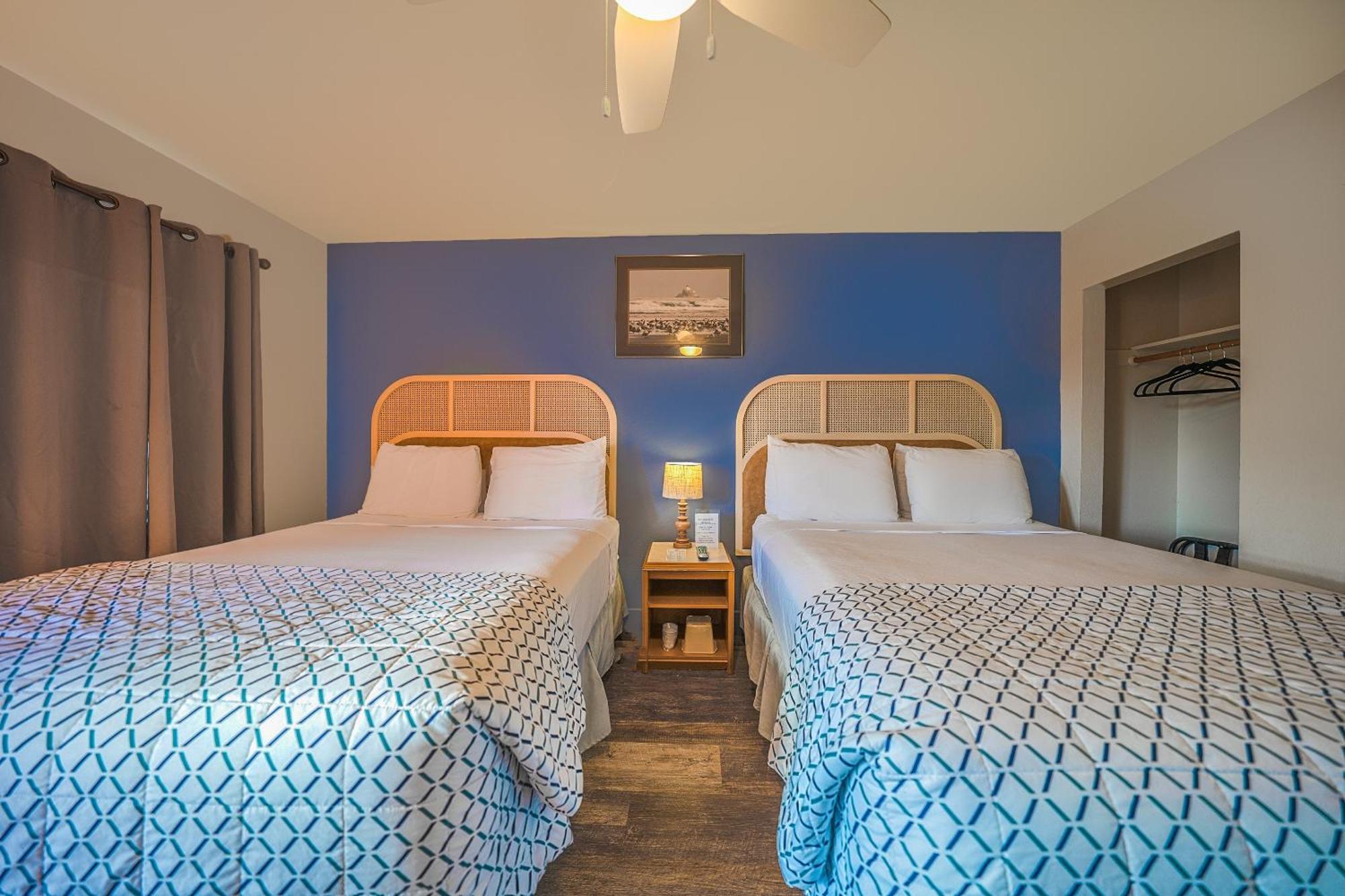 2 Full Bed