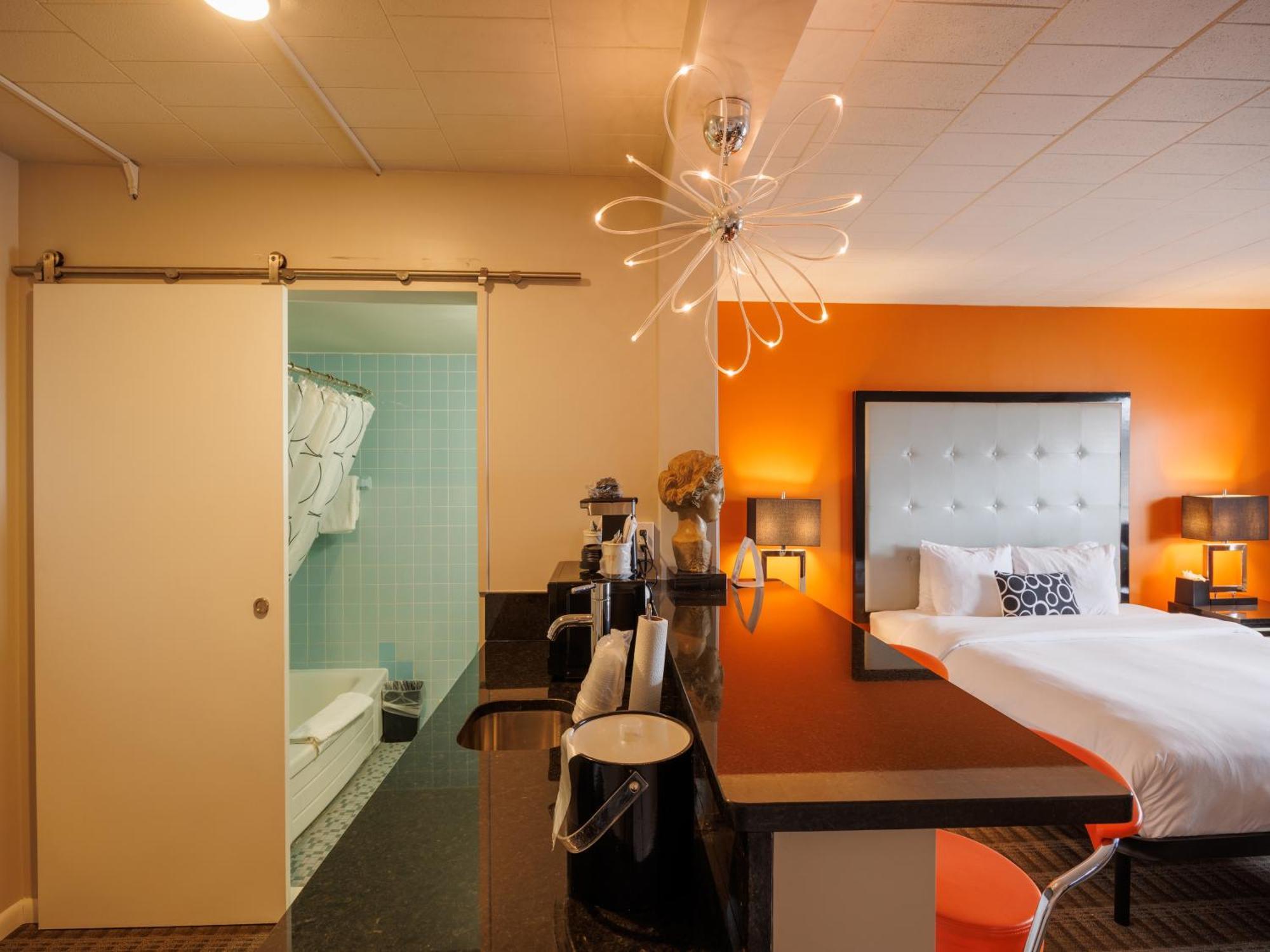Deluxe King Room