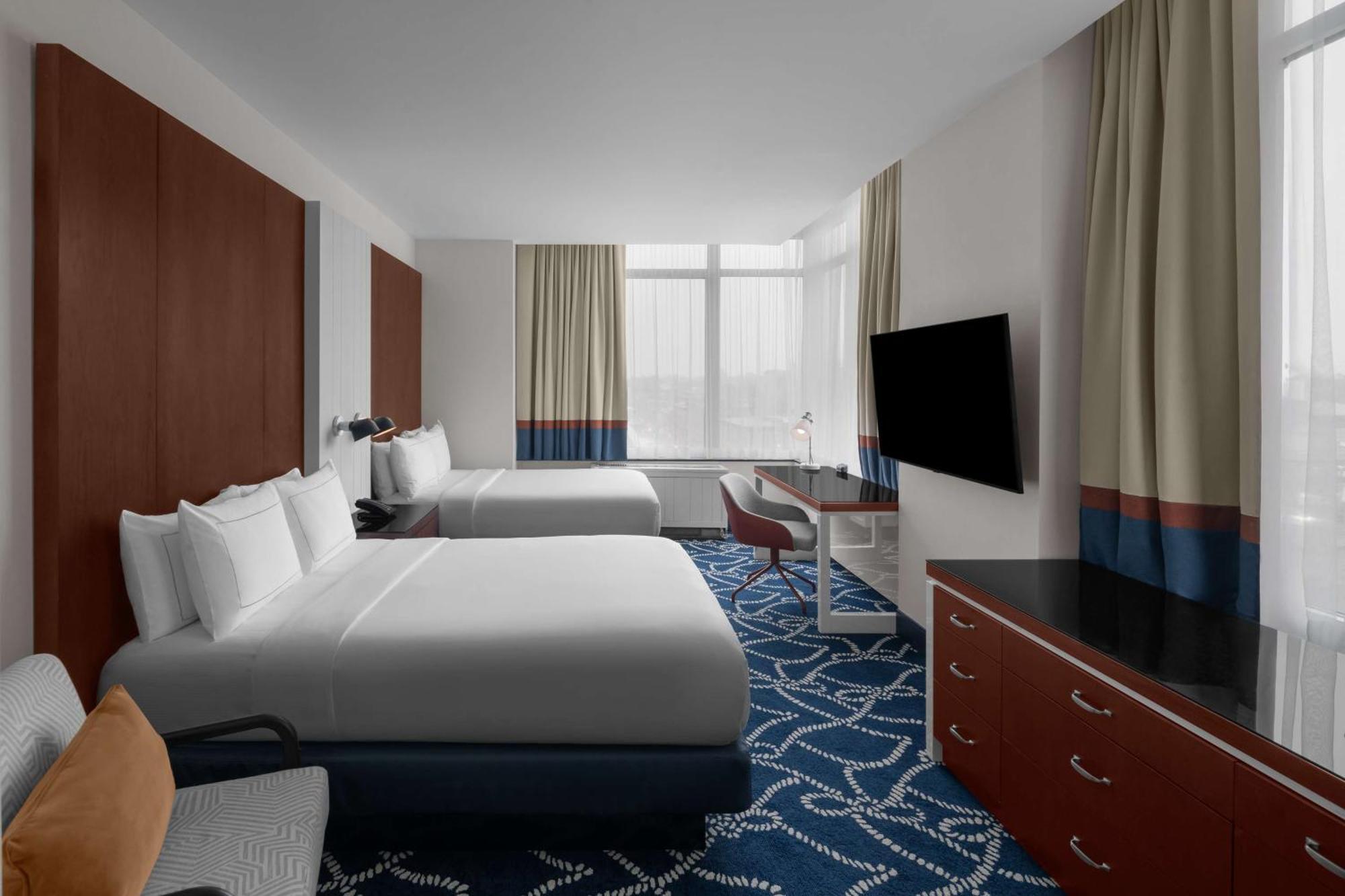 Deluxe Queen Room Two Queen Beds Hearing Accessible