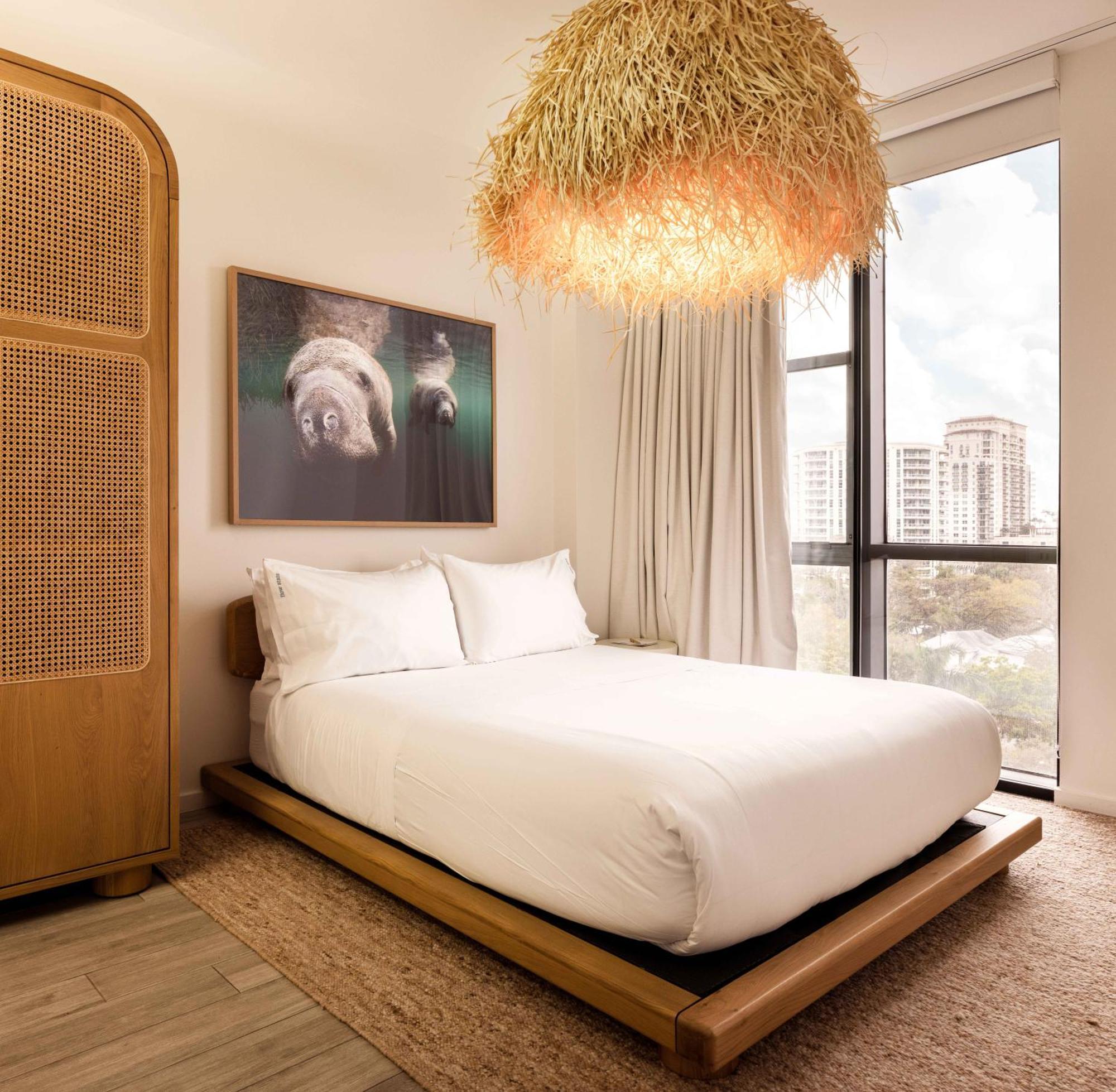 Three-Bedroom Apartment Water View