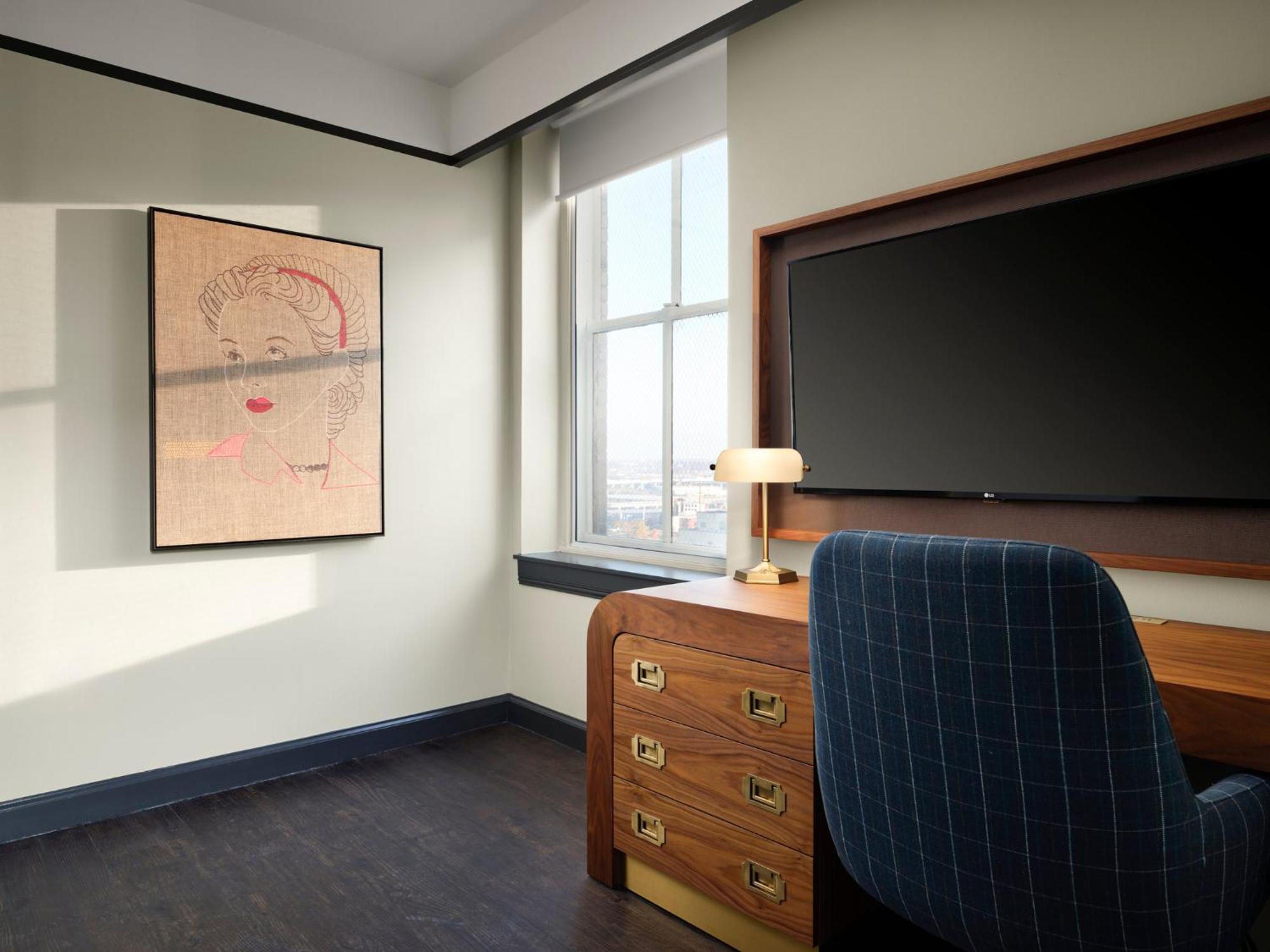 Premium King Room with City View - High Floor