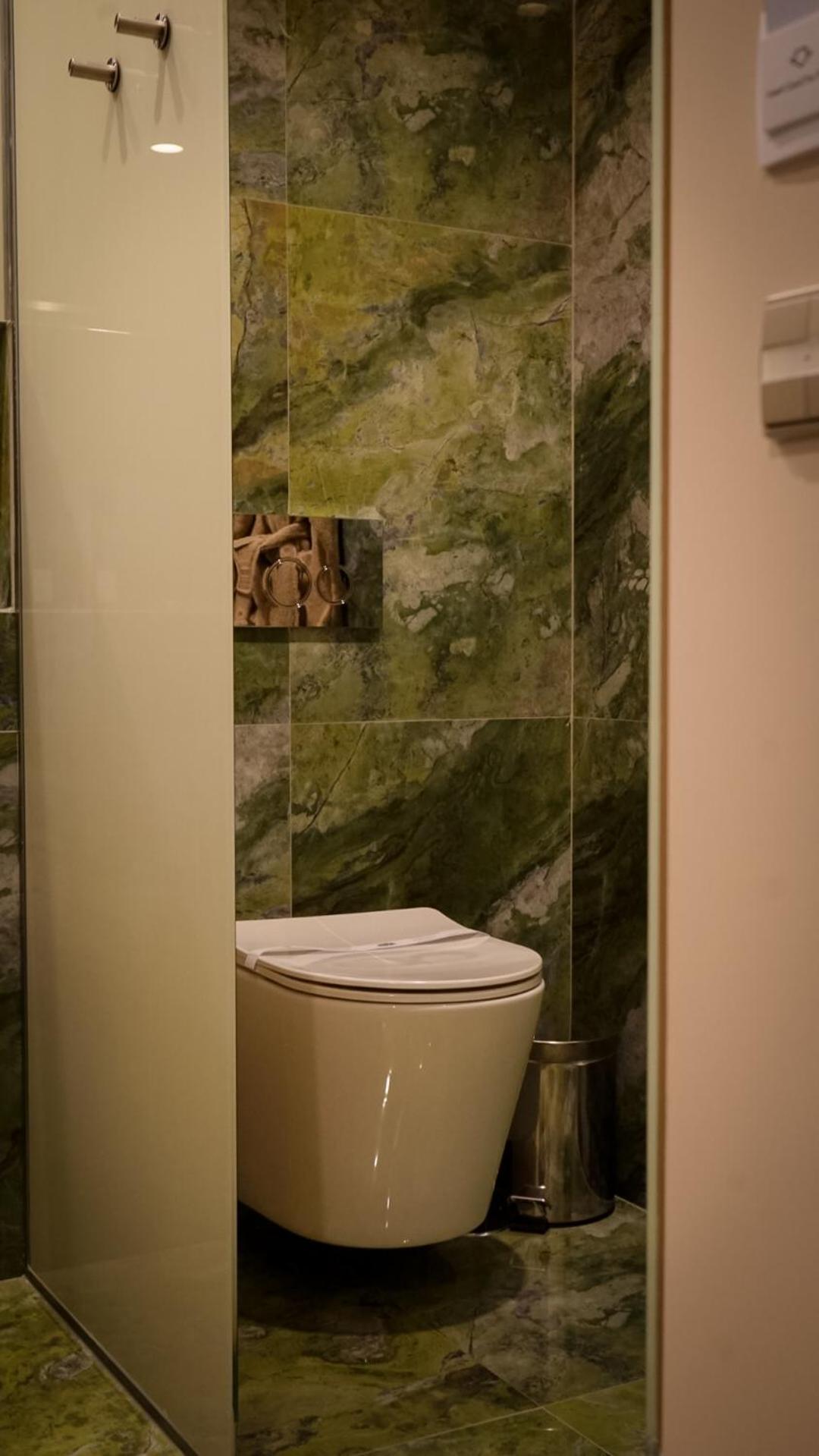 Deluxe Double or Twin Room Mountain View