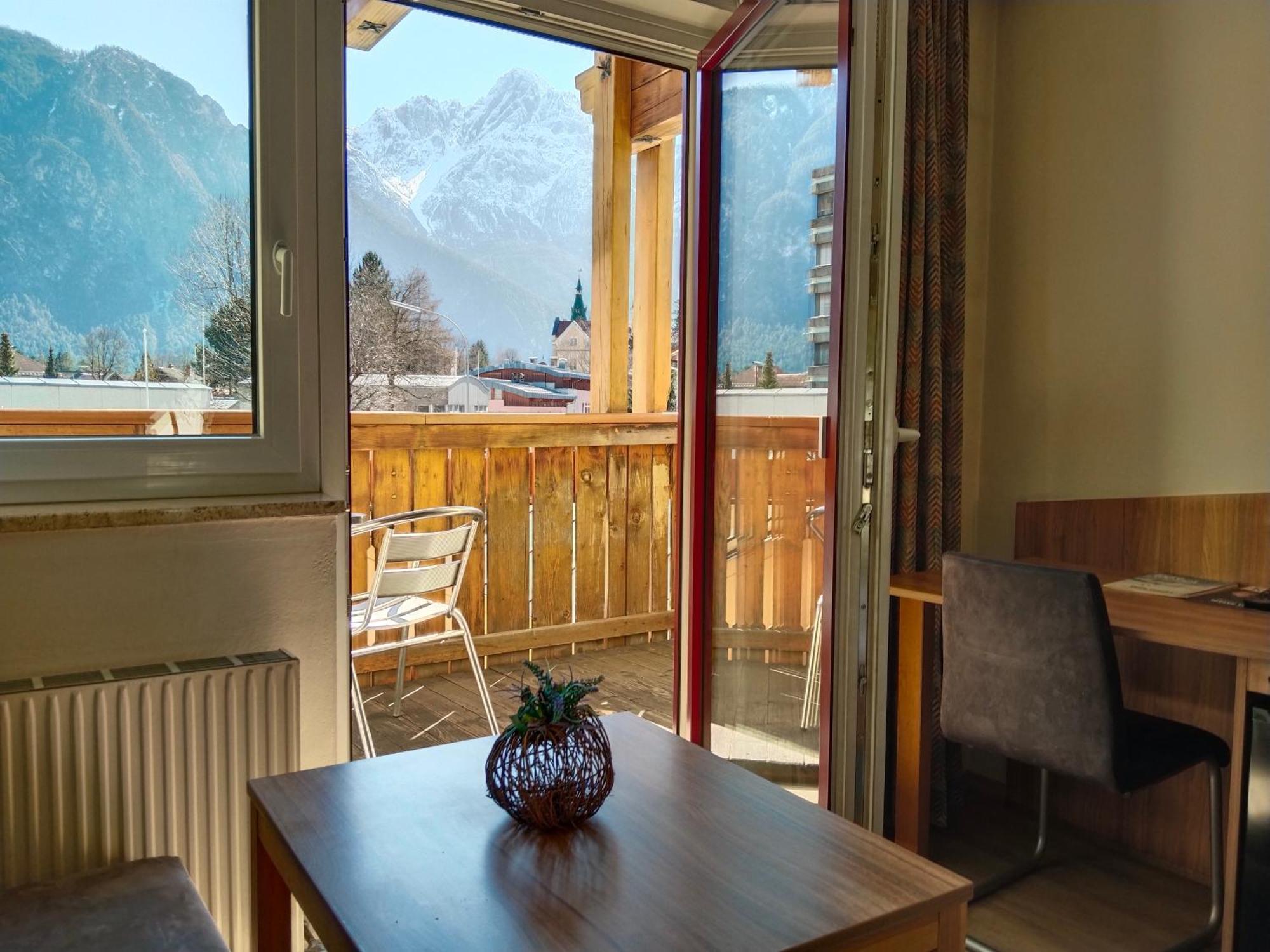 Deluxe Double Room Extra Bed