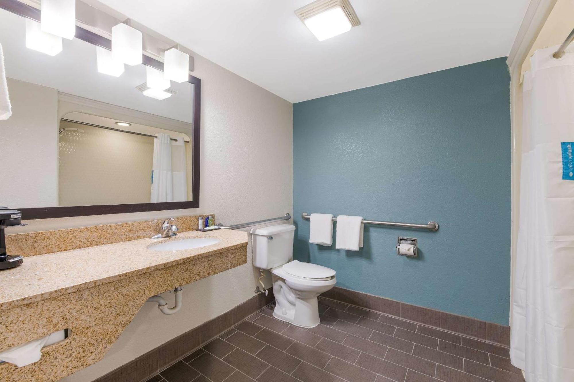 Double Room - Non-Smoking - Disability Access