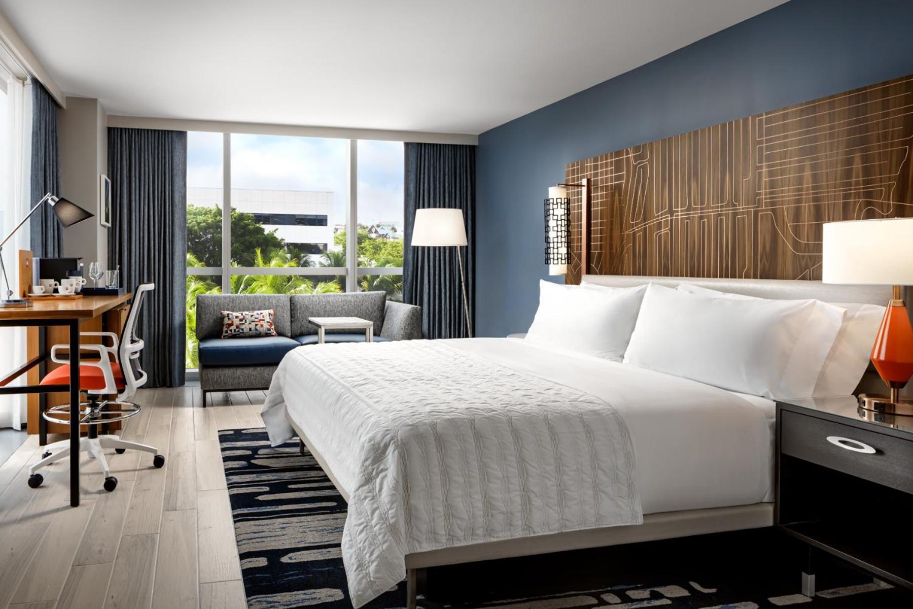 Deluxe Guest room 1 King