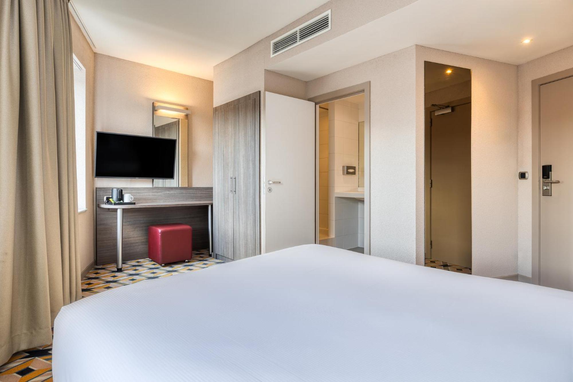 Superior Queen Room