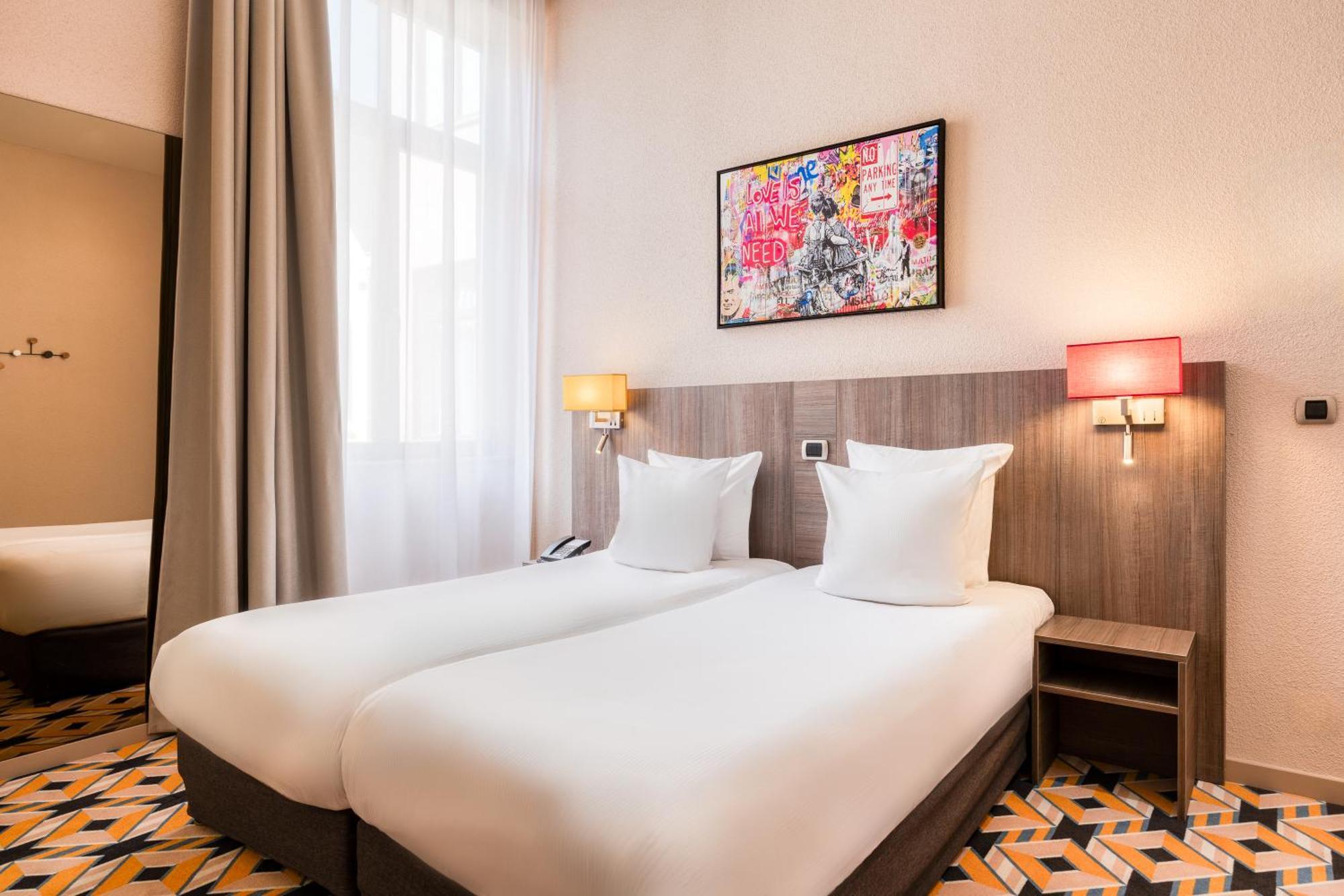 Superior Twin Room