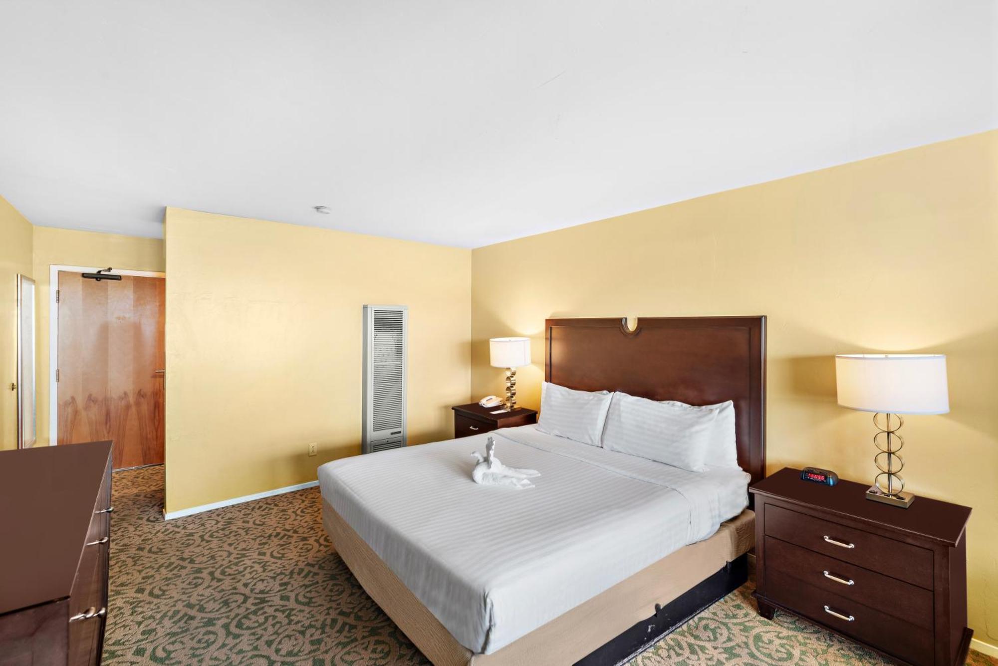 Standard King Room
