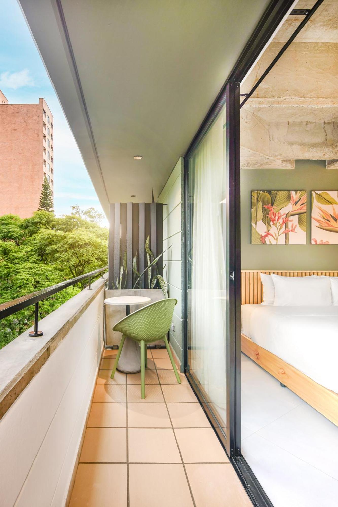 Suite Balcony