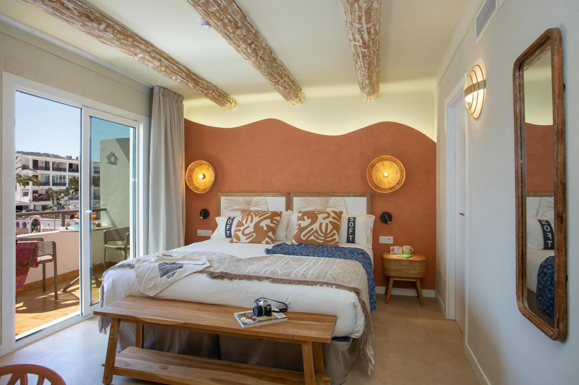 Double or Twin Room Terrace