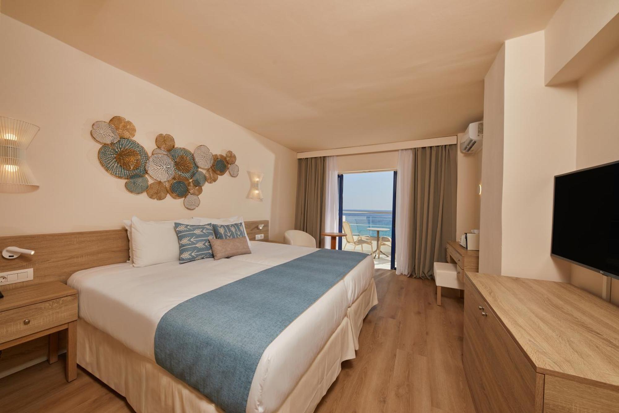 My Favorite Club Junior Suite Front Sea View x