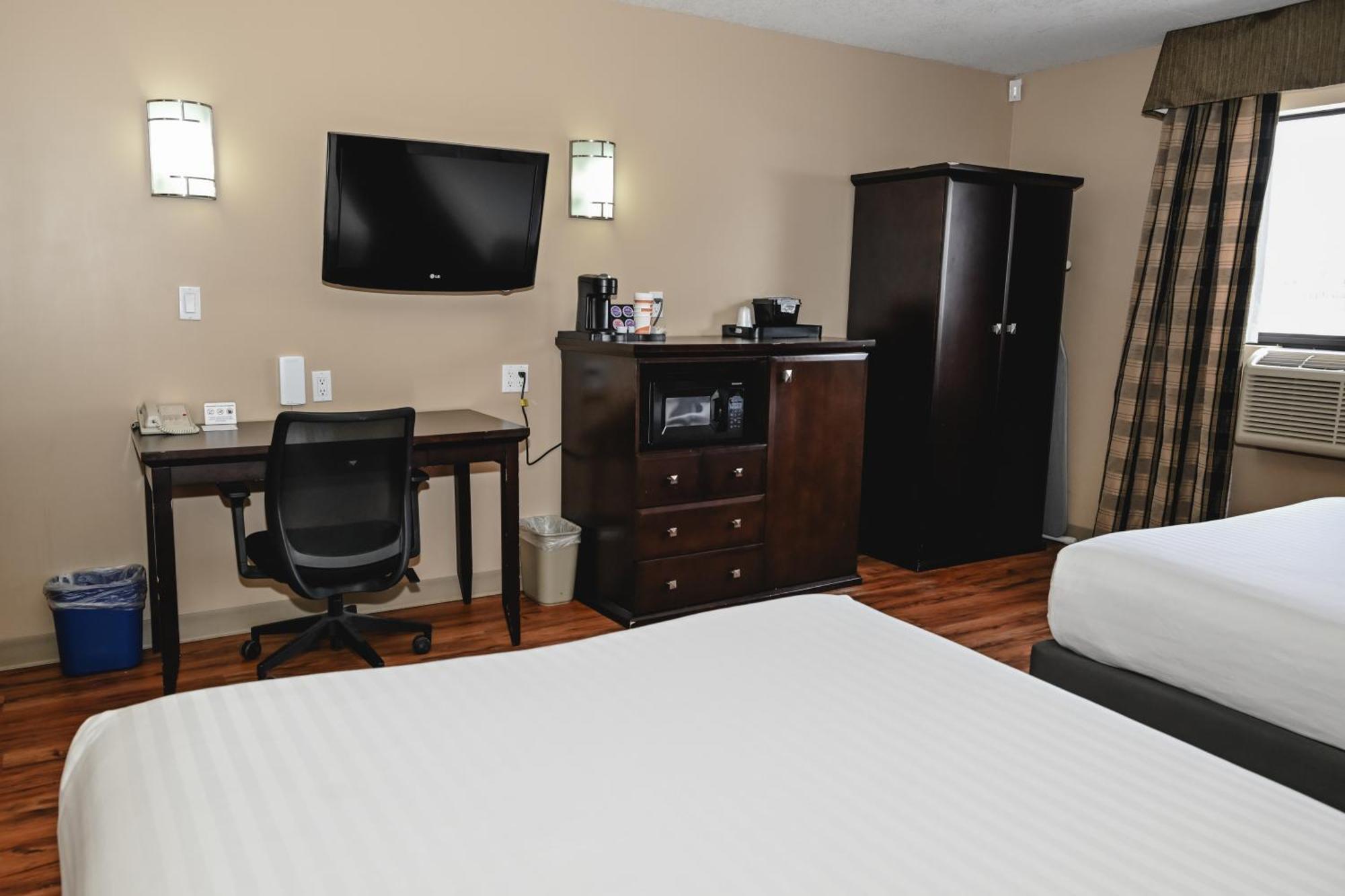 Standard Room Two Queen beds or outside access