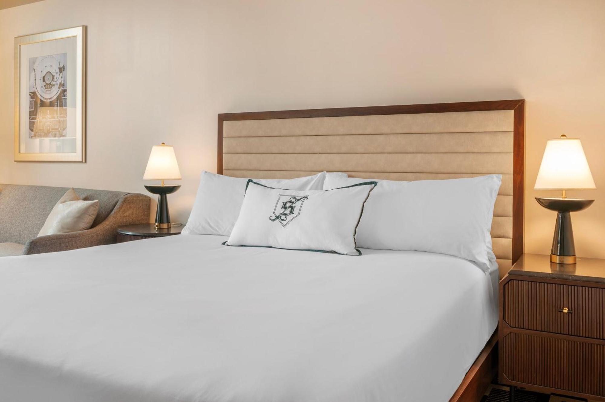 Premier King Room