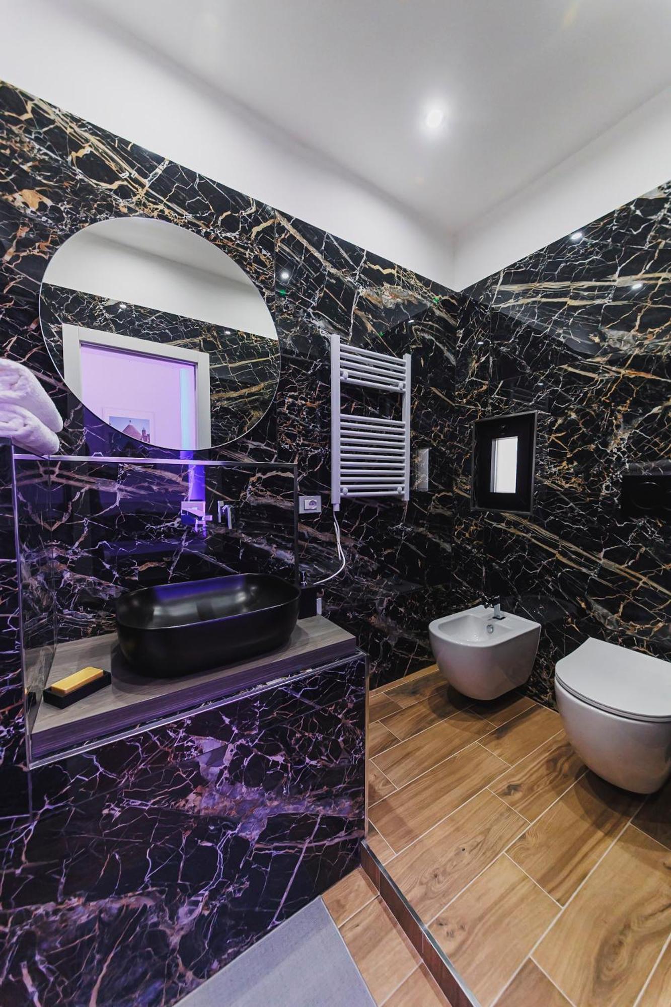 Double Room Private Bathroom
