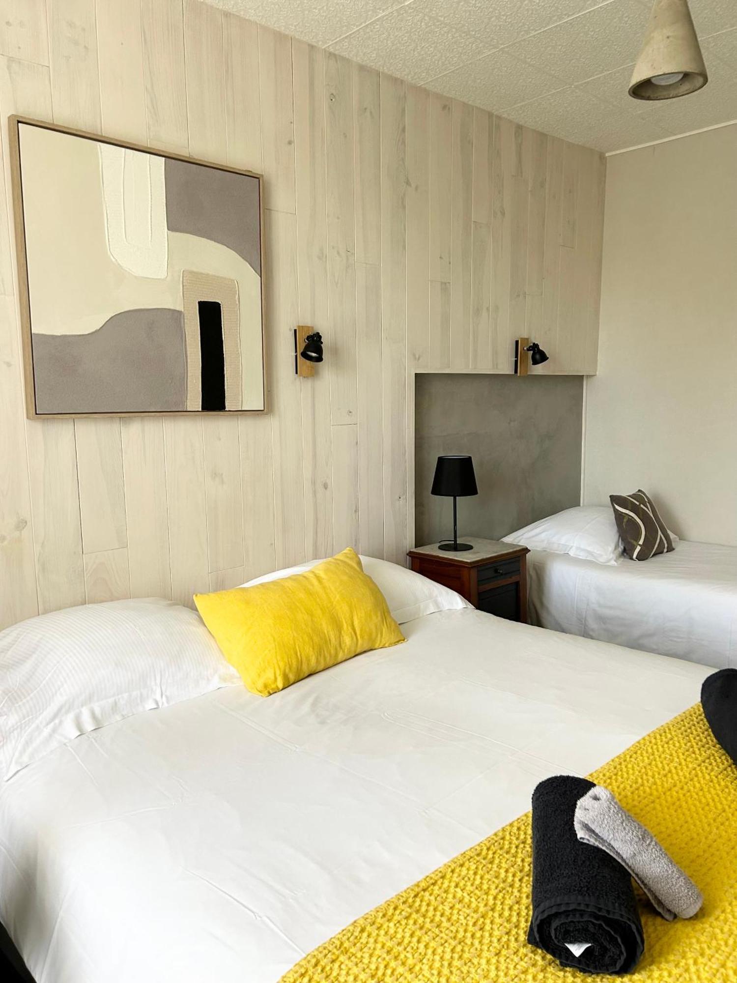 Triple Room Bathroom