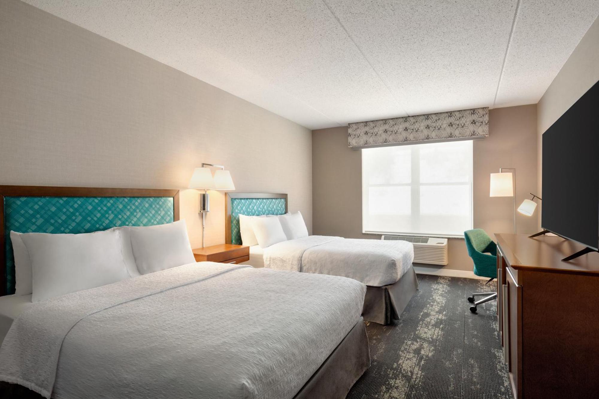 Queen Room with Two Queen Beds - Mobility Access/Non-Smoking