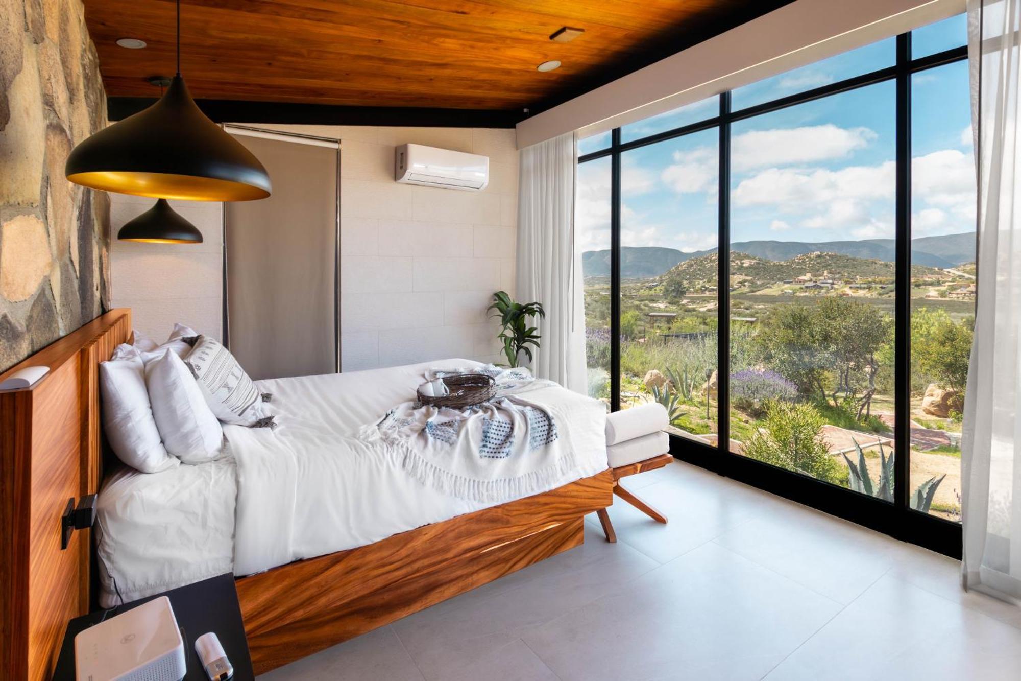 Standard Cabin Mountain View