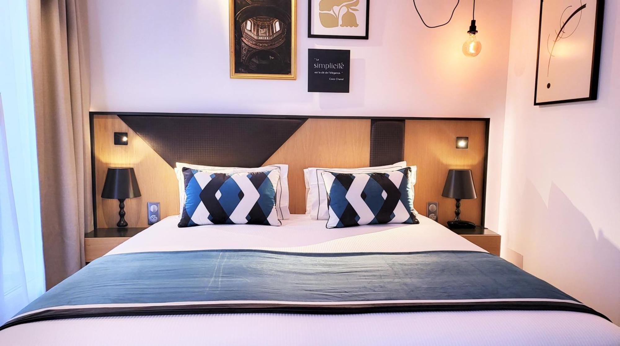 Superior Double Room Pool Access