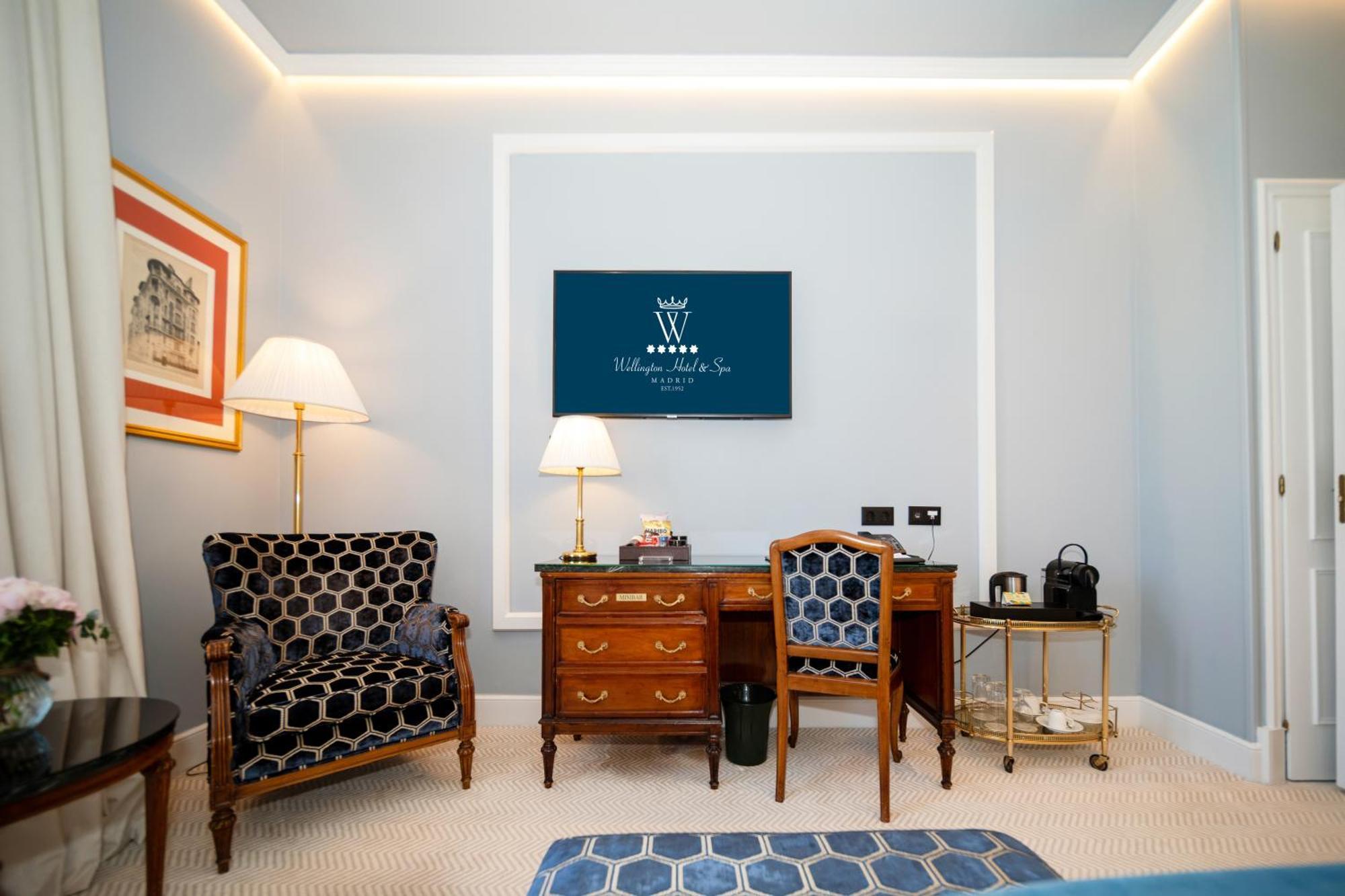 Superior Double Room City View
