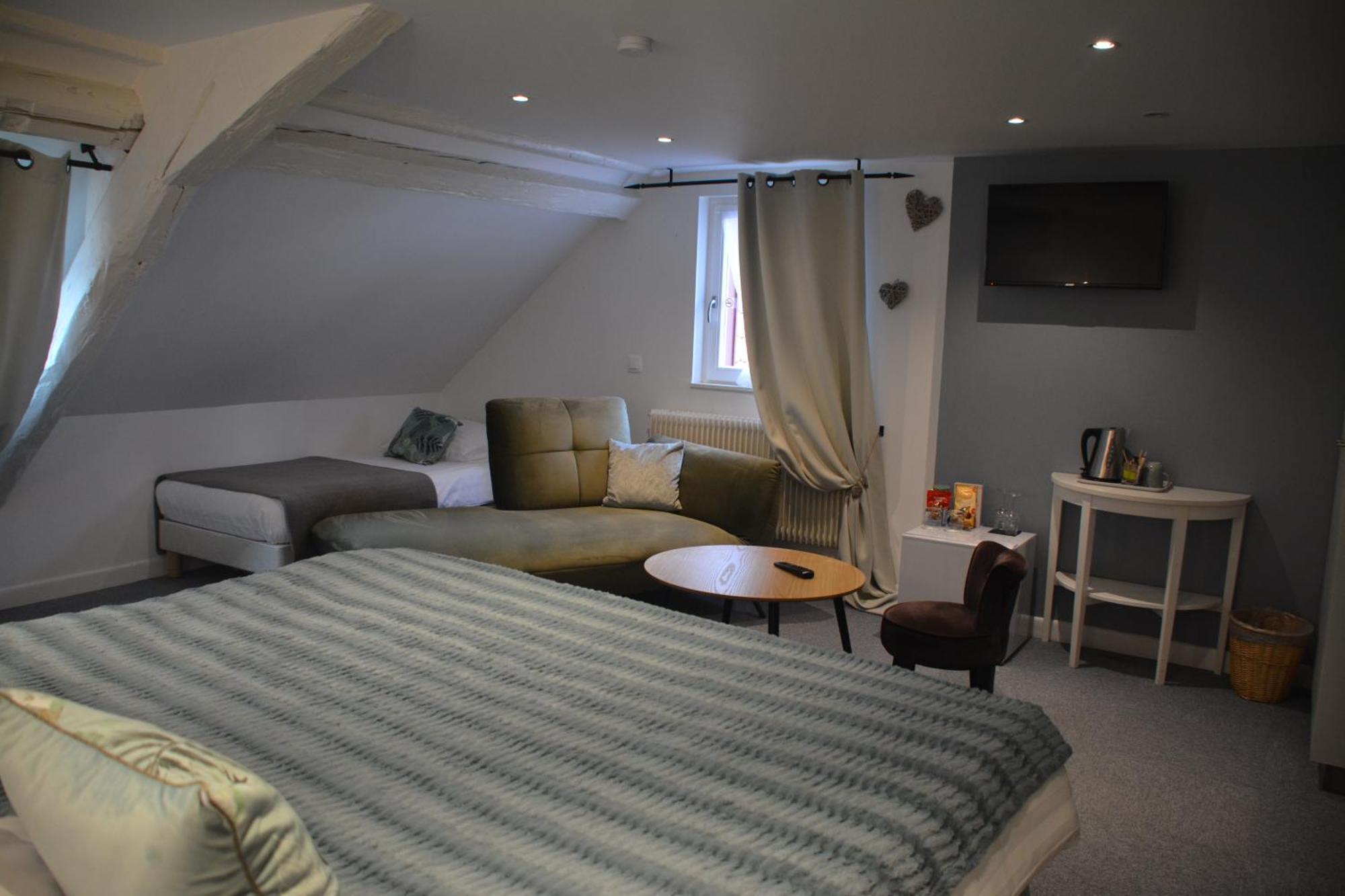 Deluxe Junior Suite