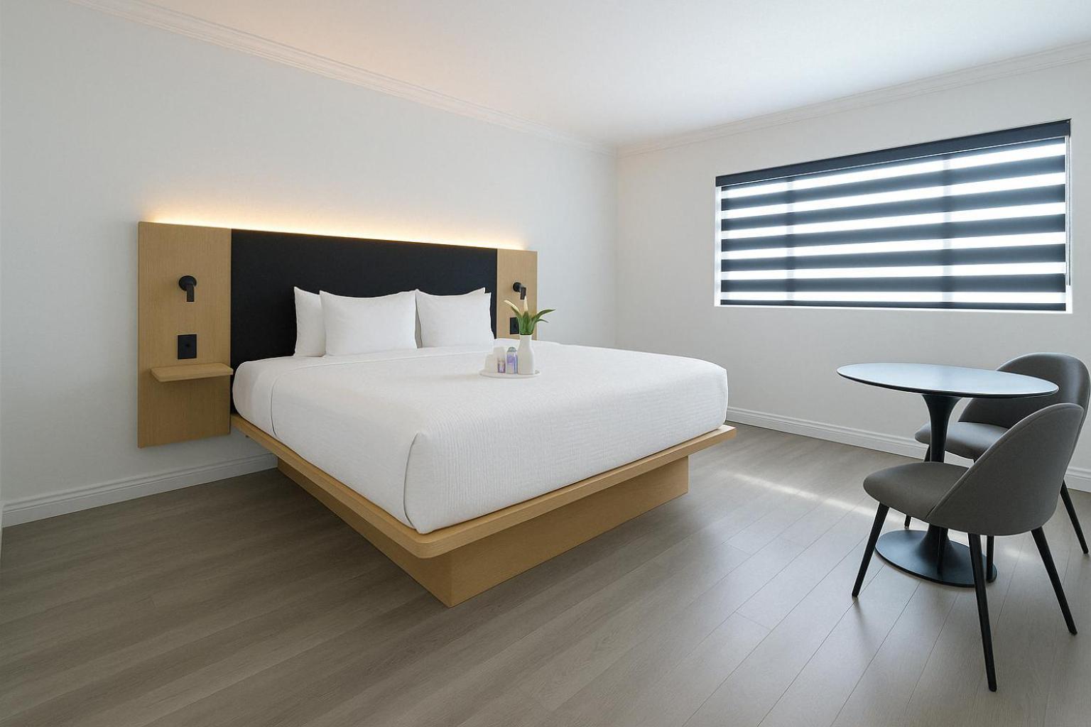 Deluxe 1 King Bed Pet Friendly