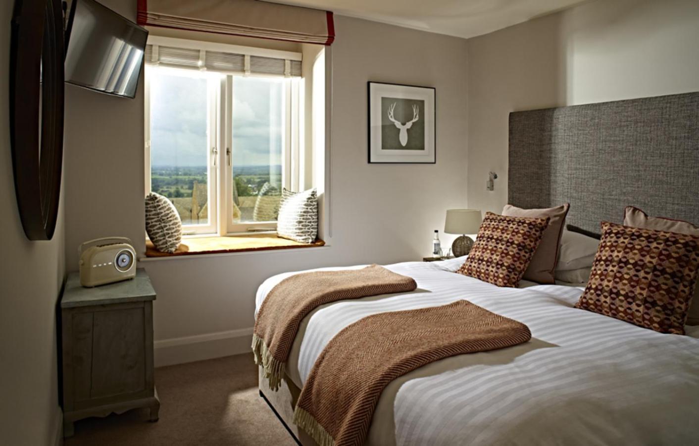 Small Suite