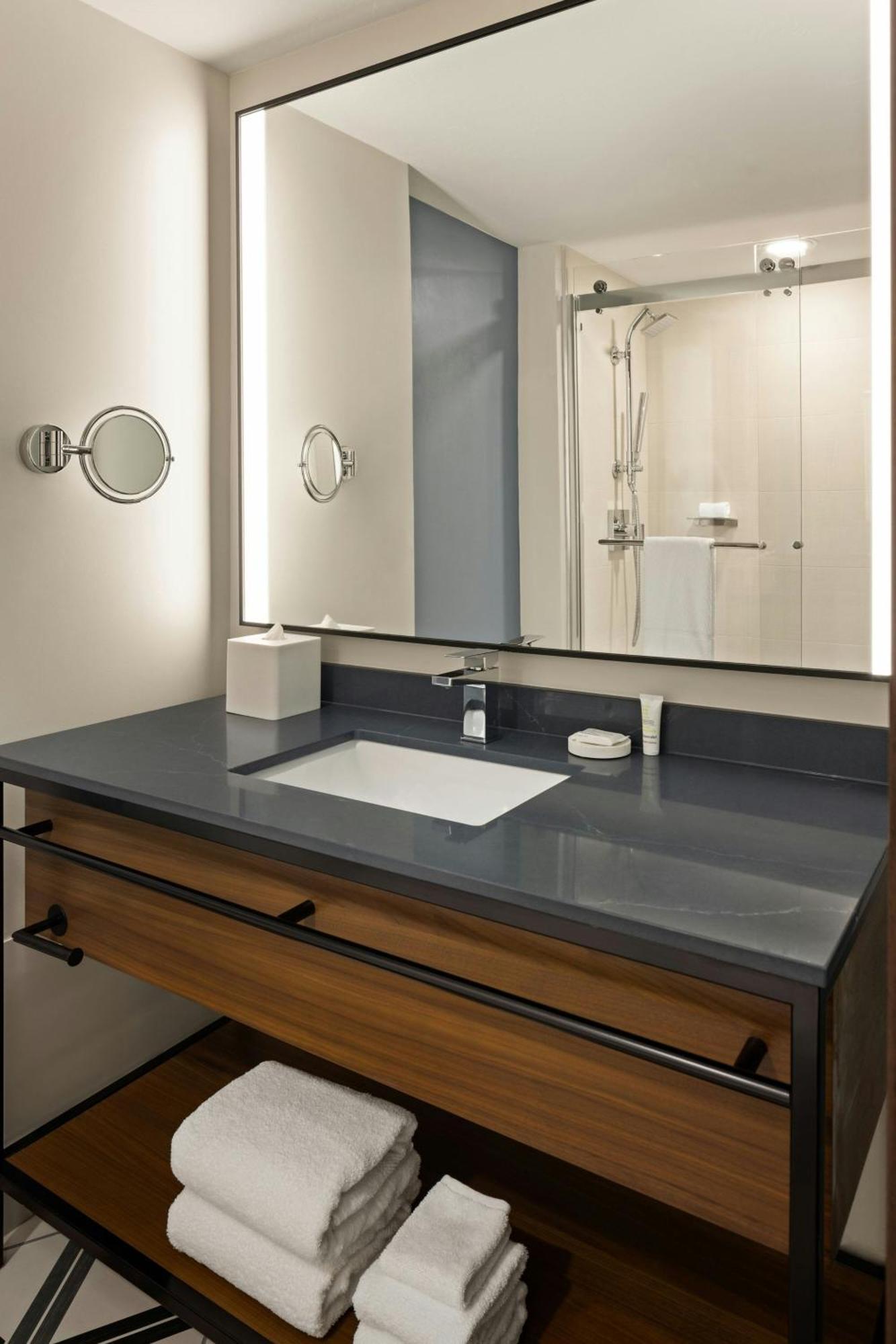 Double Queen Room with Two Queen Beds and City View - Hearing Accessible