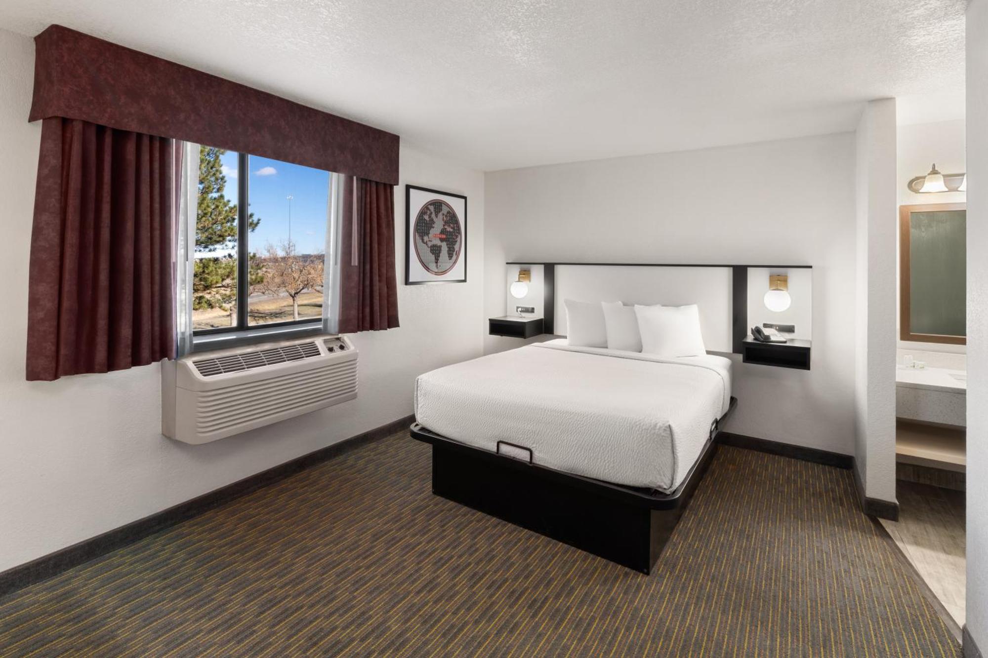 2 Queen Bed One-Bedroom Suite Non-Smoking