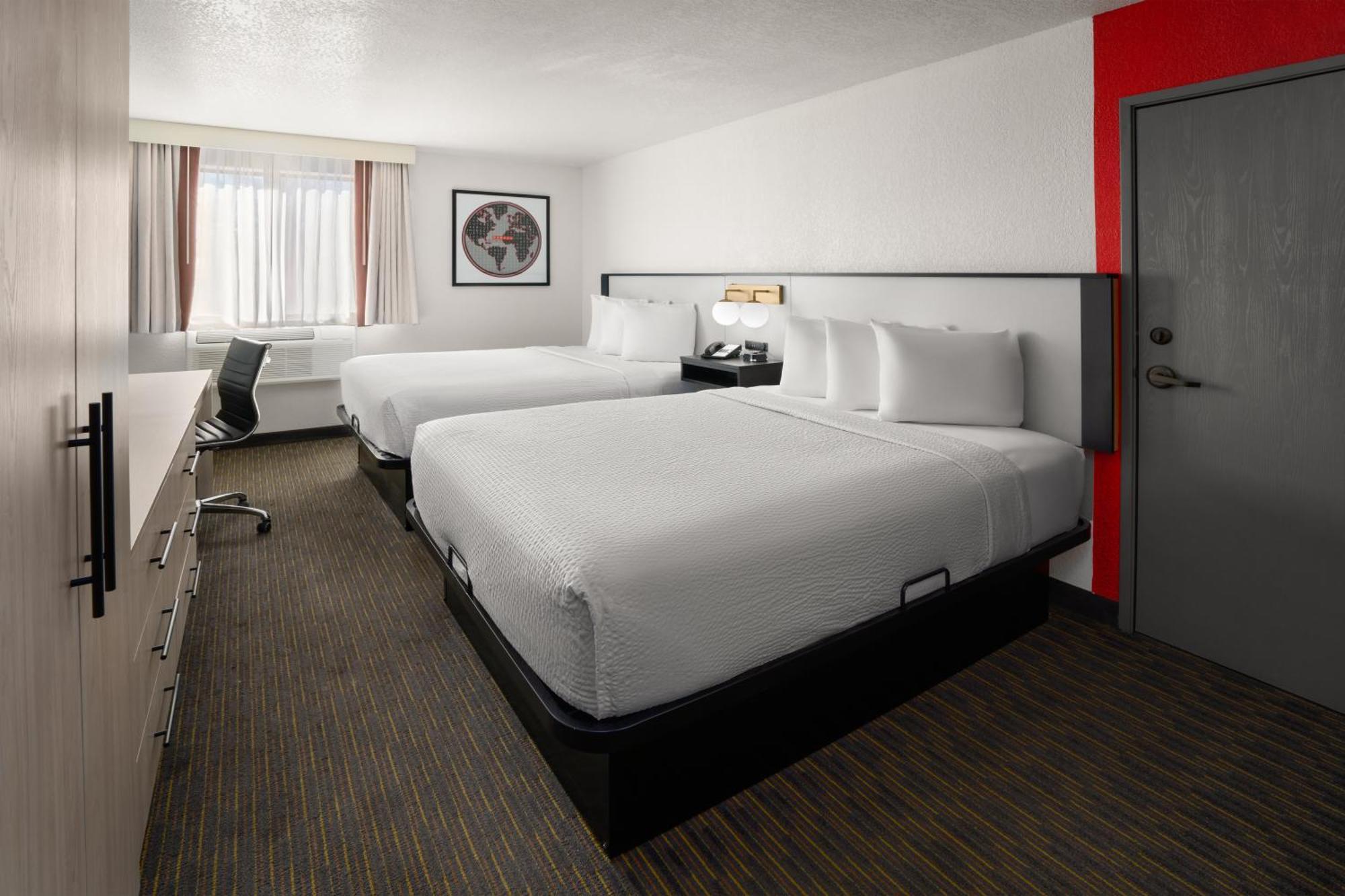 Queen Room Two Queen Beds Non-Smoking