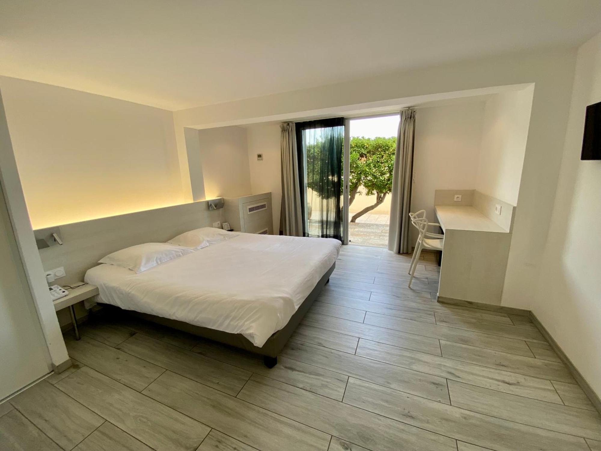 Superior Double Room Airconditioning