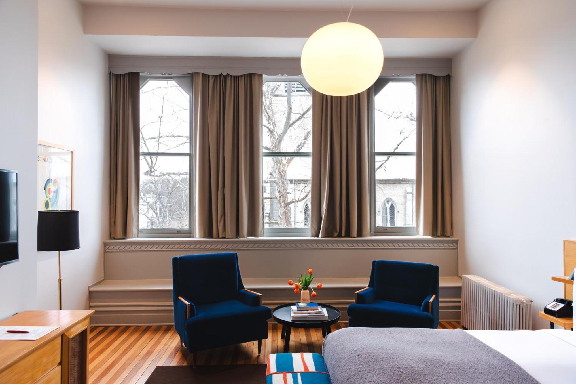 Queen Room