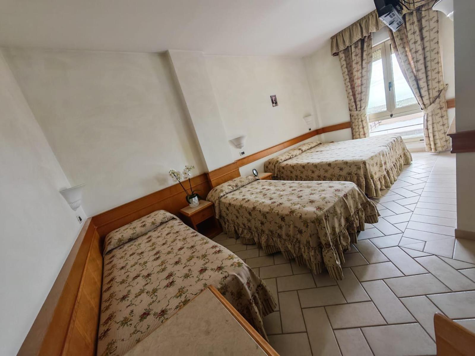 Quadruple Room,1665655224:JPEG