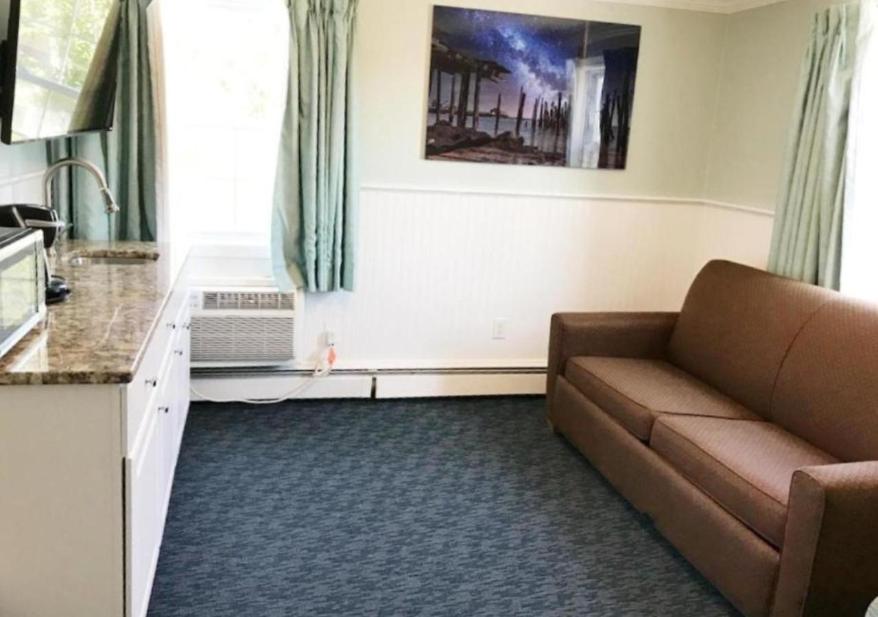 Standard Suite